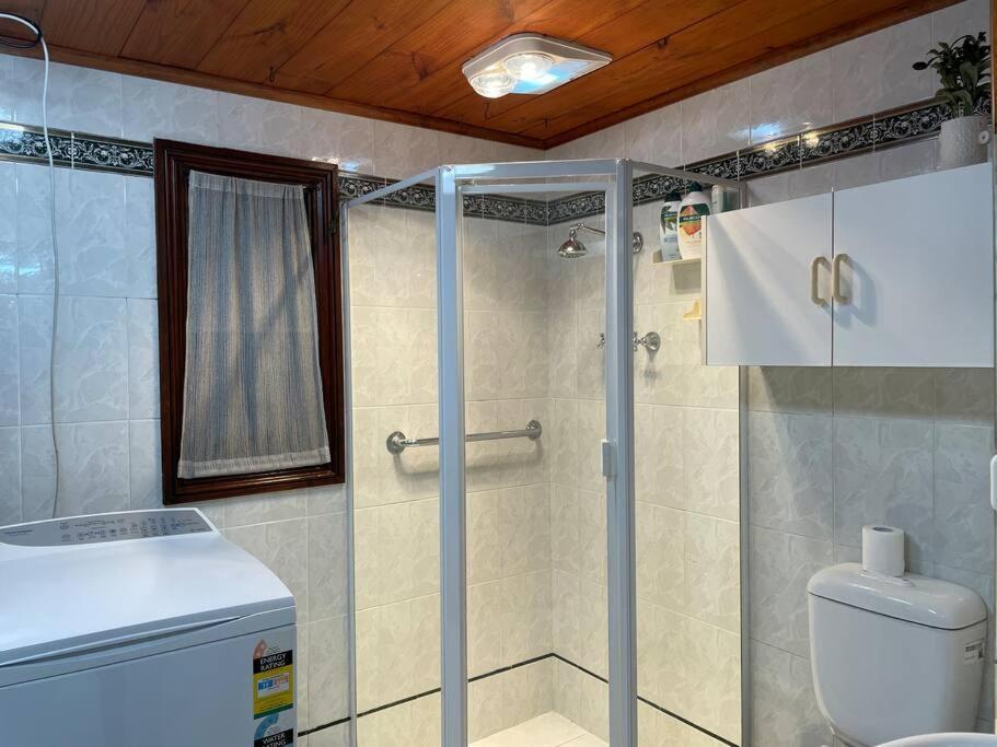 Country In Darling Harbour Retreat Pool *