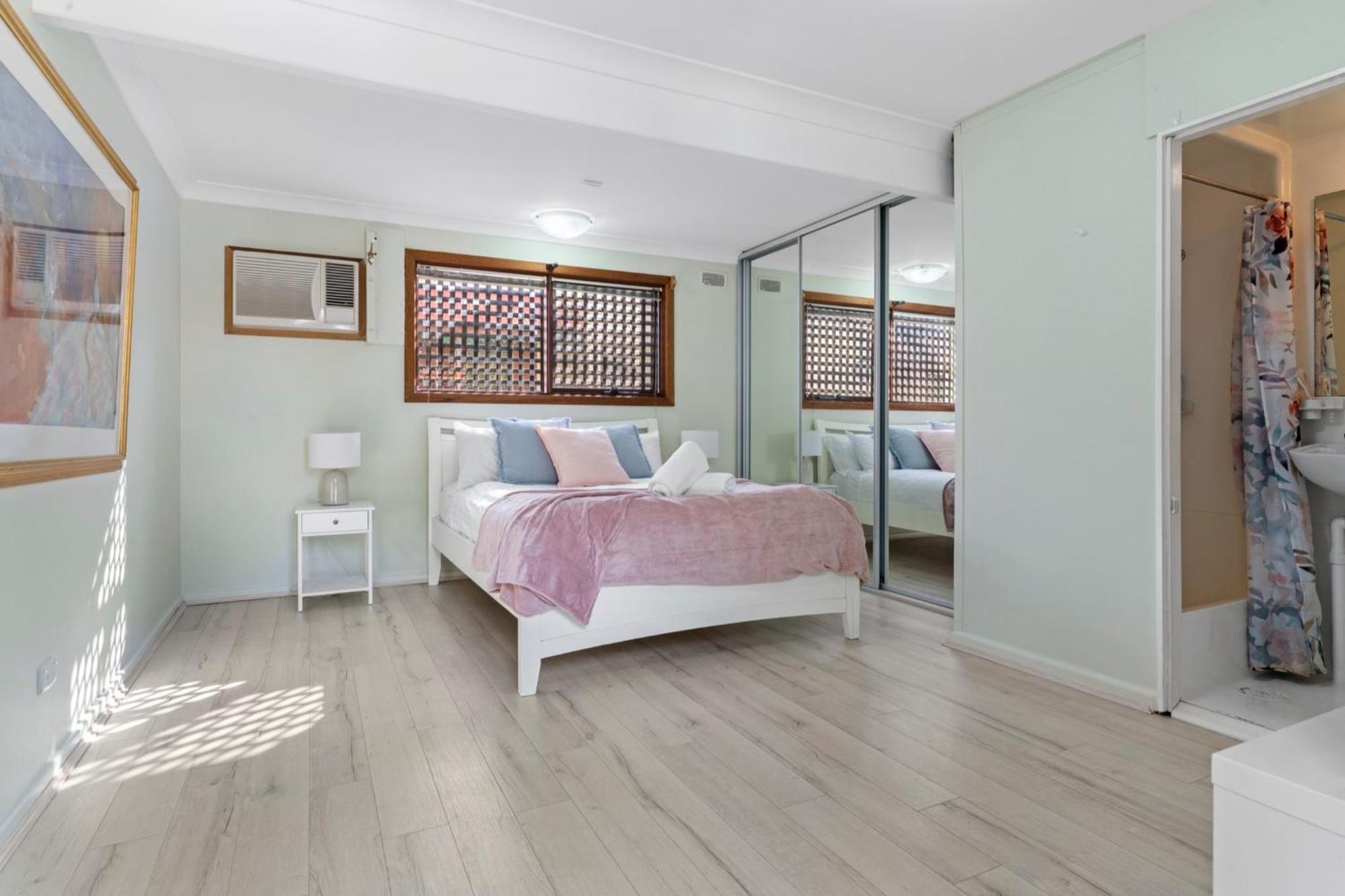 Country In Darling Harbour Retreat Pool *